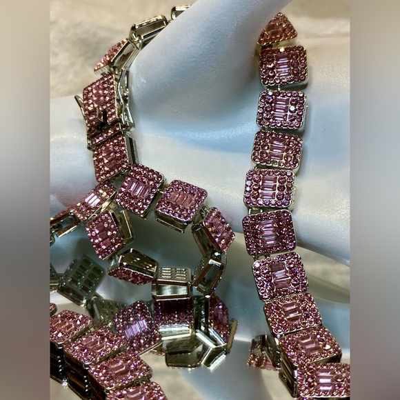 Stunning Pink Glass Rhinestone Statement Necklace Stainless Steel w Safety Clasp - Picture 13 of 13